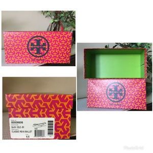 Tory Burch shoe box,